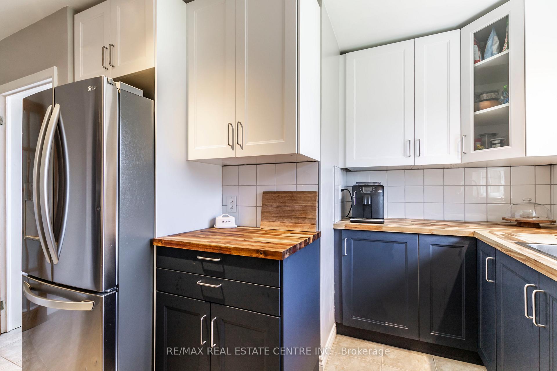 Photo 6 of 105 Anne Boulevard, Milton, Old Milton — HOMEH