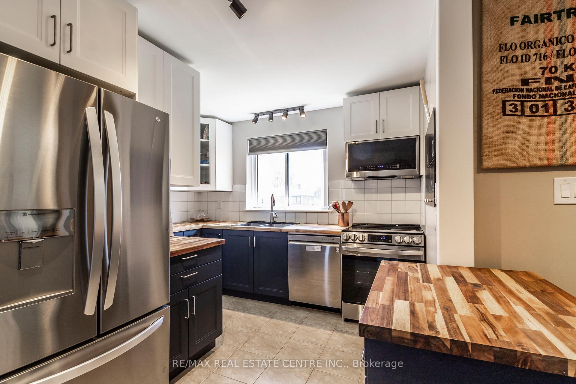 Photo 3 of 105 Anne Boulevard, Milton, Old Milton — HOMEH