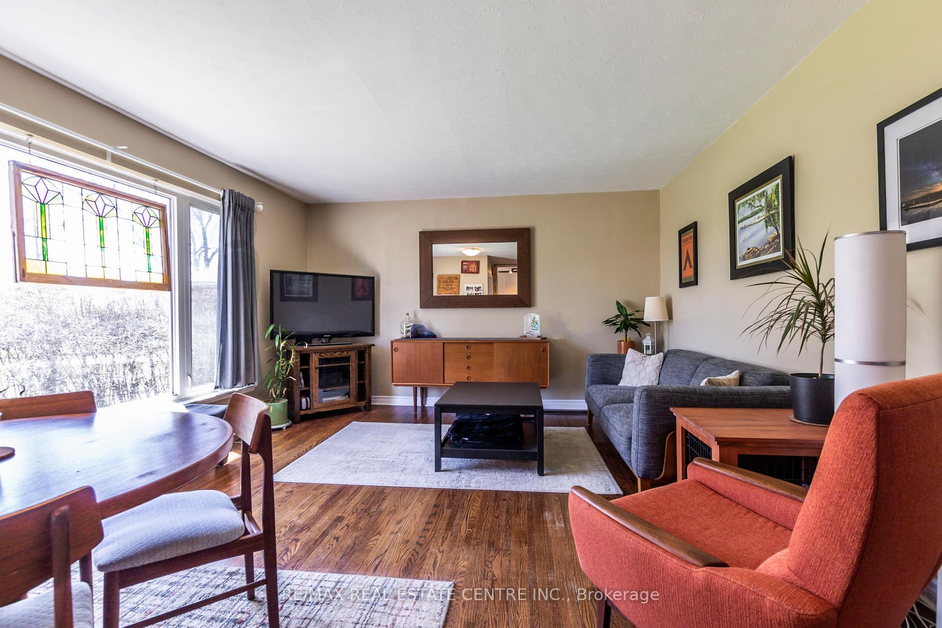 Photo 9 of 105 Anne Boulevard, Milton, Old Milton — HOMEH