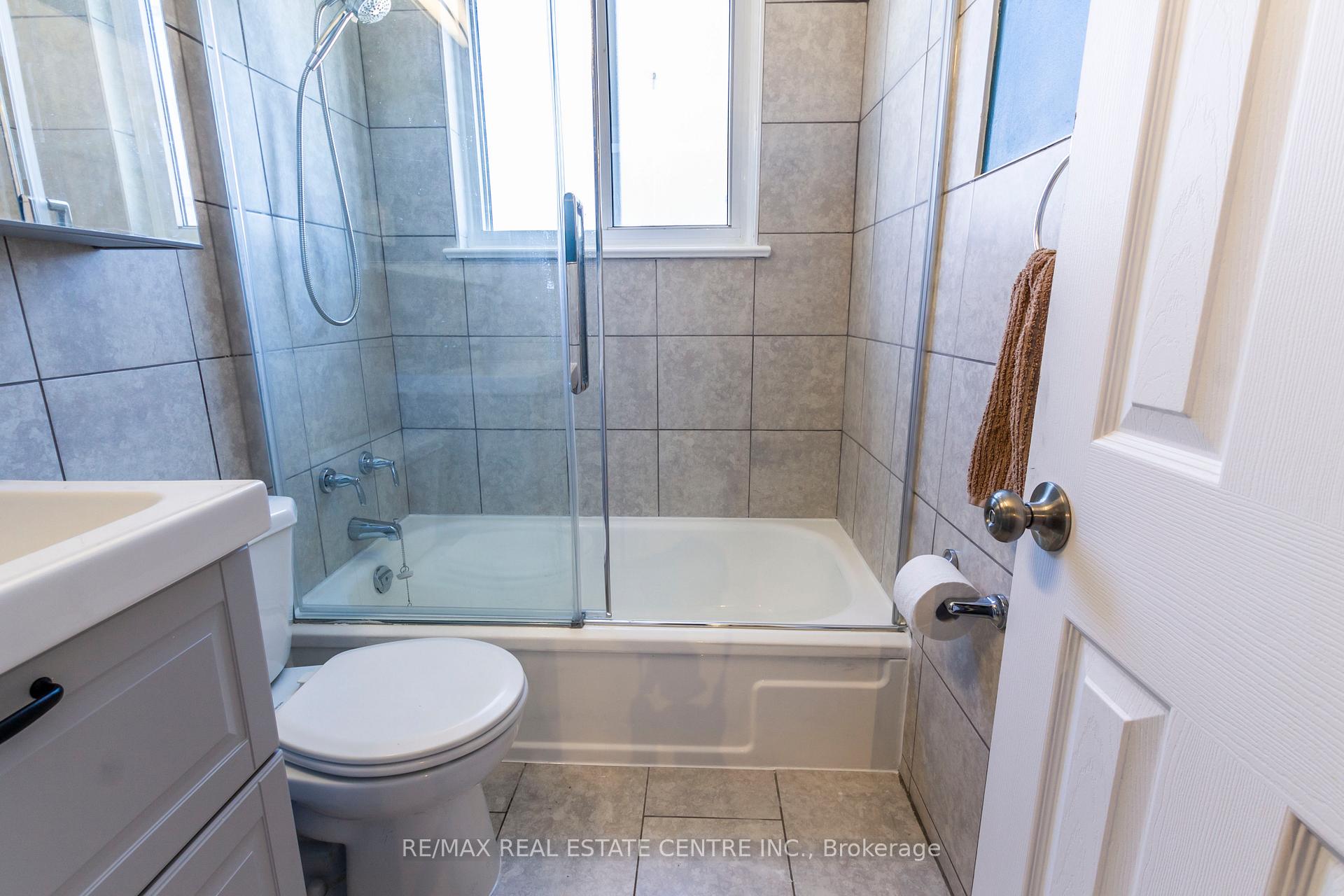 Photo 8 of 105 Anne Boulevard, Milton, Old Milton — HOMEH