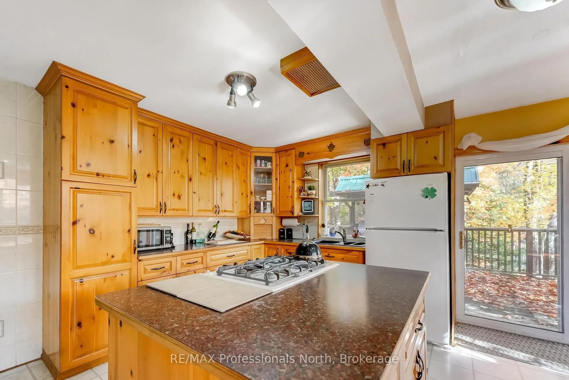 Photo 51 of 1966 Bacon Road, Minden Hills, Snowdon — HOMEH