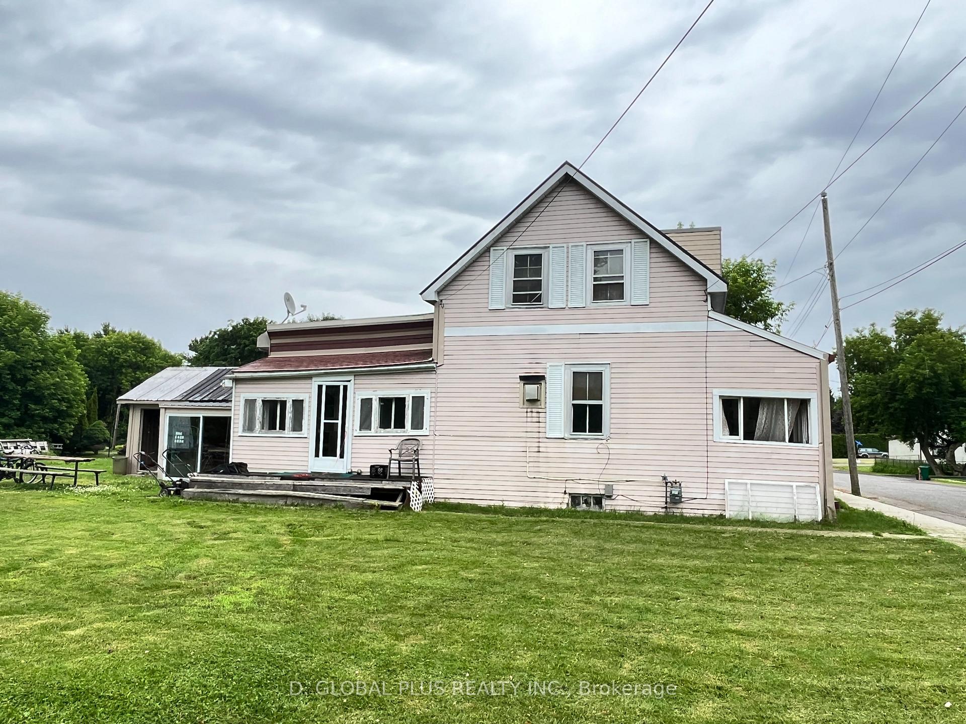Photo 3 of 1849 Division Street, Ottawa, Vars Village — HOMEH