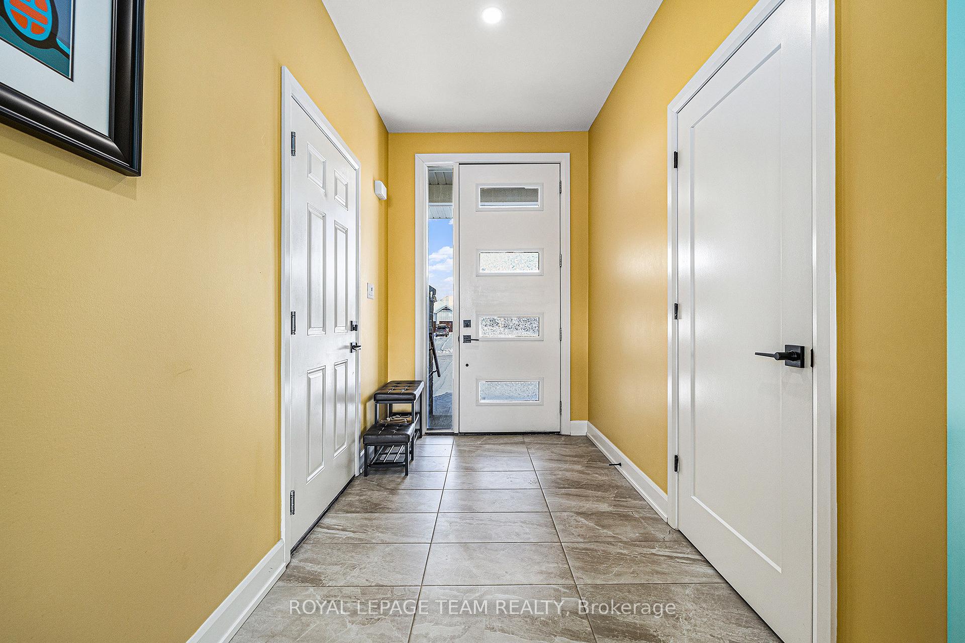 Photo 3 of 12 Tilly Lane, North Grenville, North Grenville Twp (Kemptville South) — HOMEH