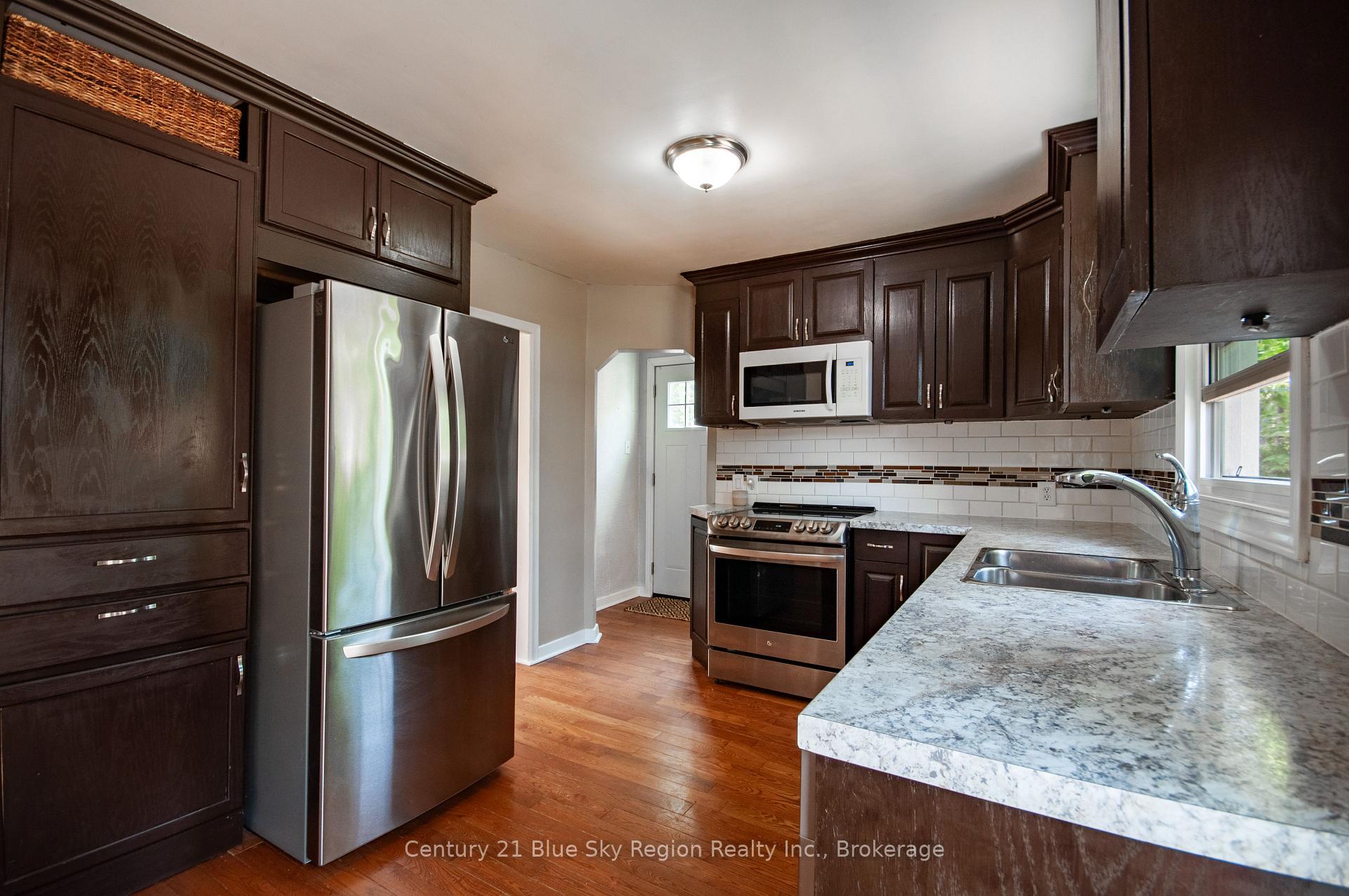 Photo 7 of 630 Lorne Avenue, North Bay, Central — HOMEH