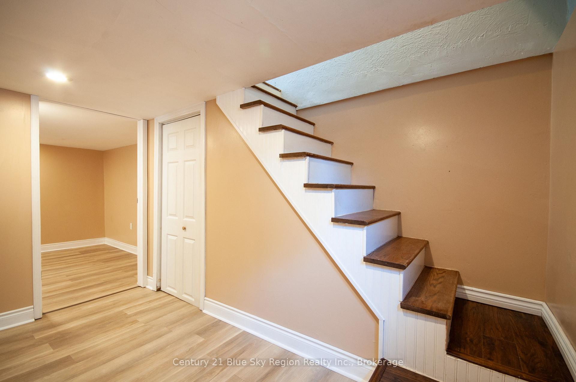 Photo 19 of 630 Lorne Avenue, North Bay, Central — HOMEH