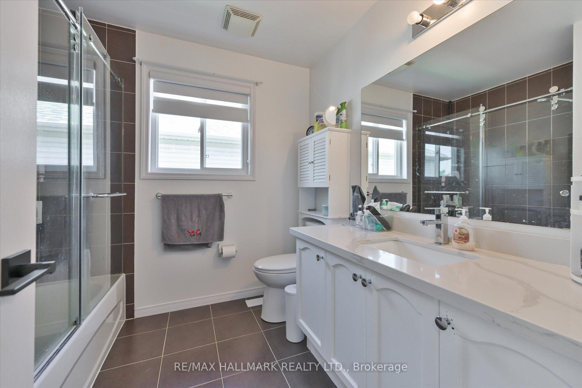 Photo 23 of 600 Luple Avenue, Oshawa, Samac — HOMEH