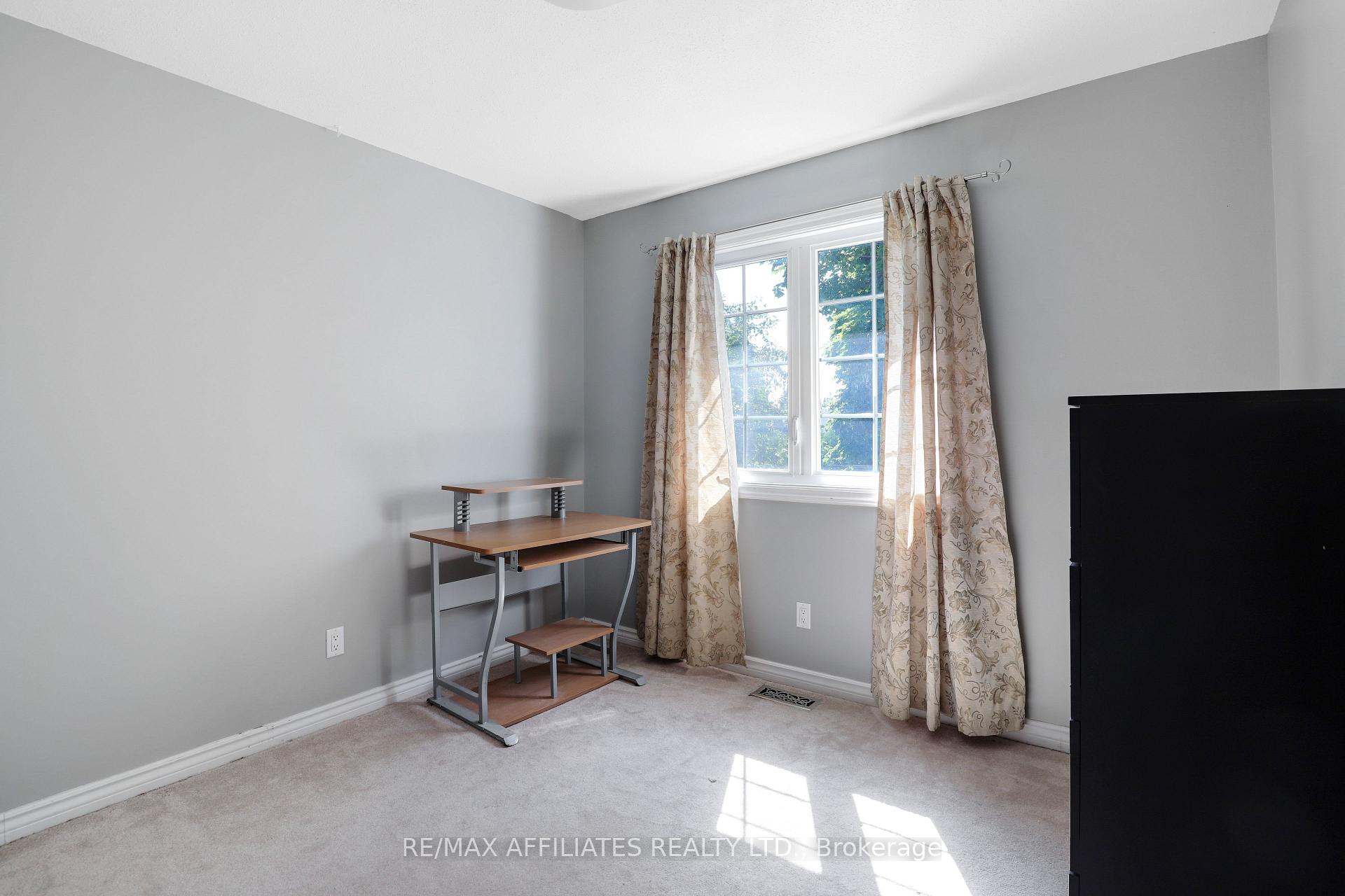 Photo 24 of 593 Latour Crescent, Ottawa, Fallingbrook/Gardenway South — HOMEH