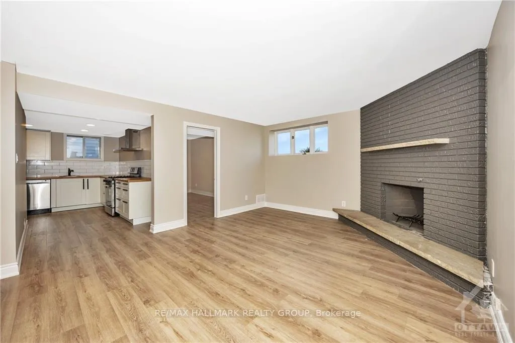 Photo 4 of Unit 2, 2850 Trim Road, Ottawa, Navan — HOMEH