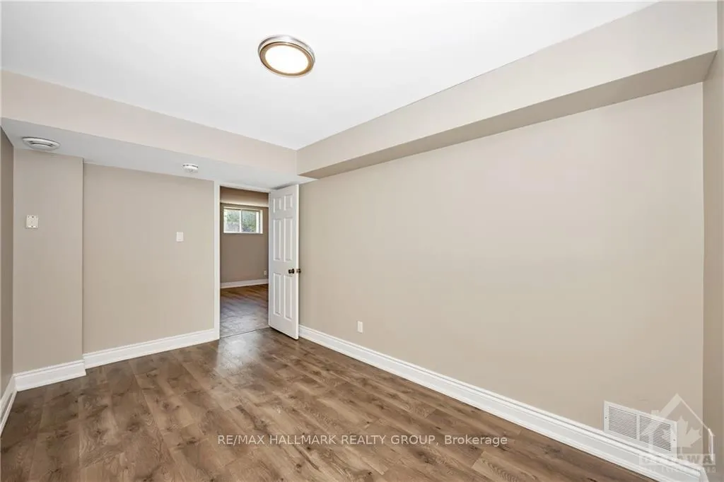 Photo 8 of Unit 2, 2850 Trim Road, Ottawa, Navan — HOMEH