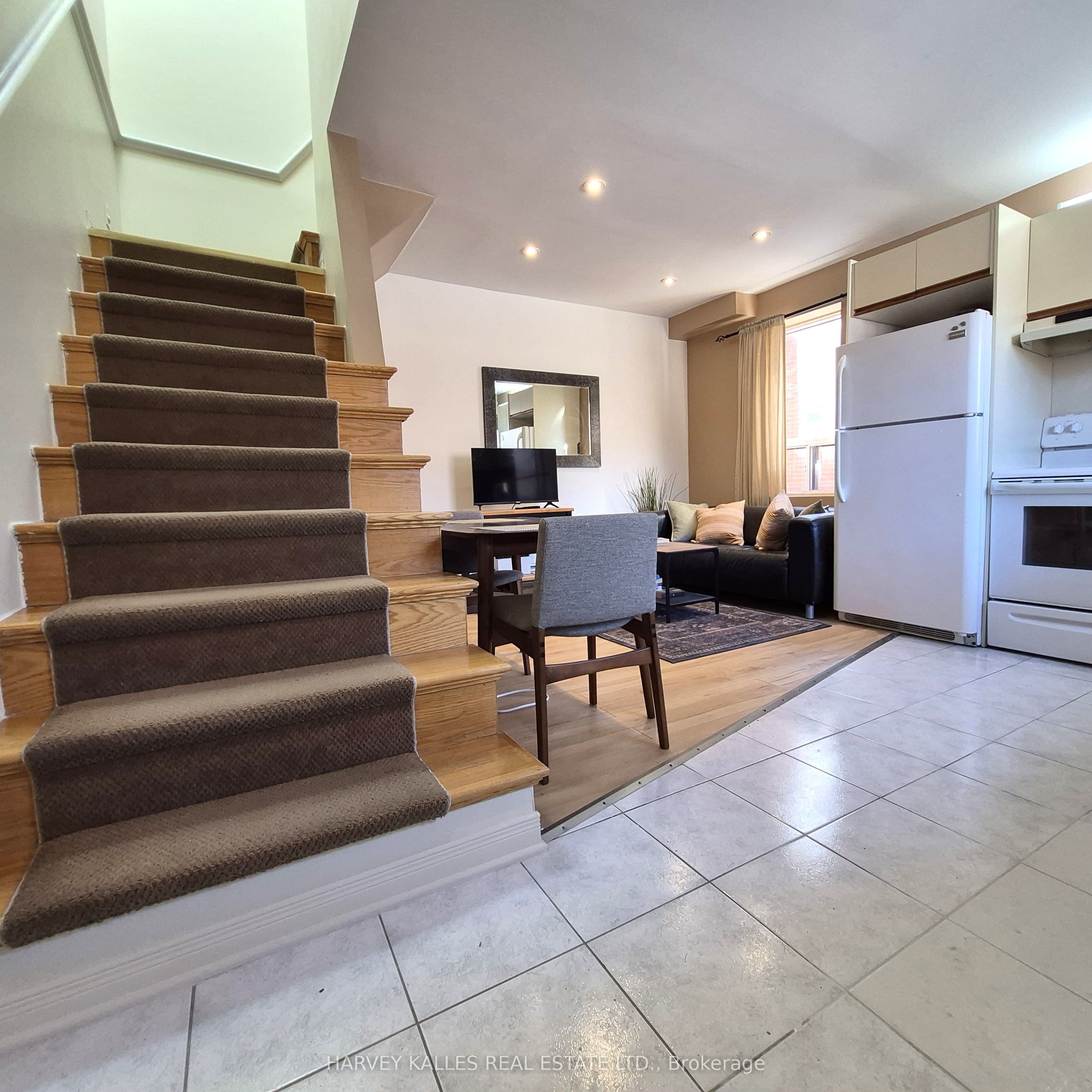 Photo 17 of Unit 1, 127 Summerhill Avenue, Toronto, Rosedale-Moore Park — HOMEH