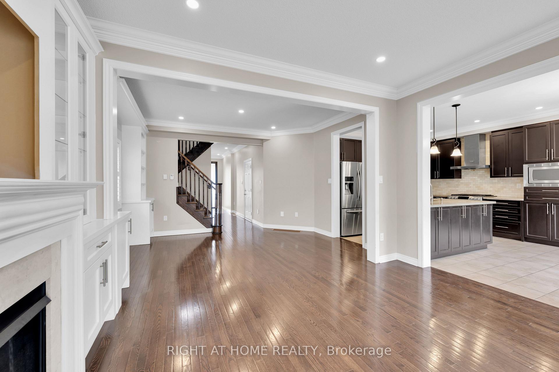 Photo 7 of 1445 Laurier Avenue, Milton, Clarke — HOMEH