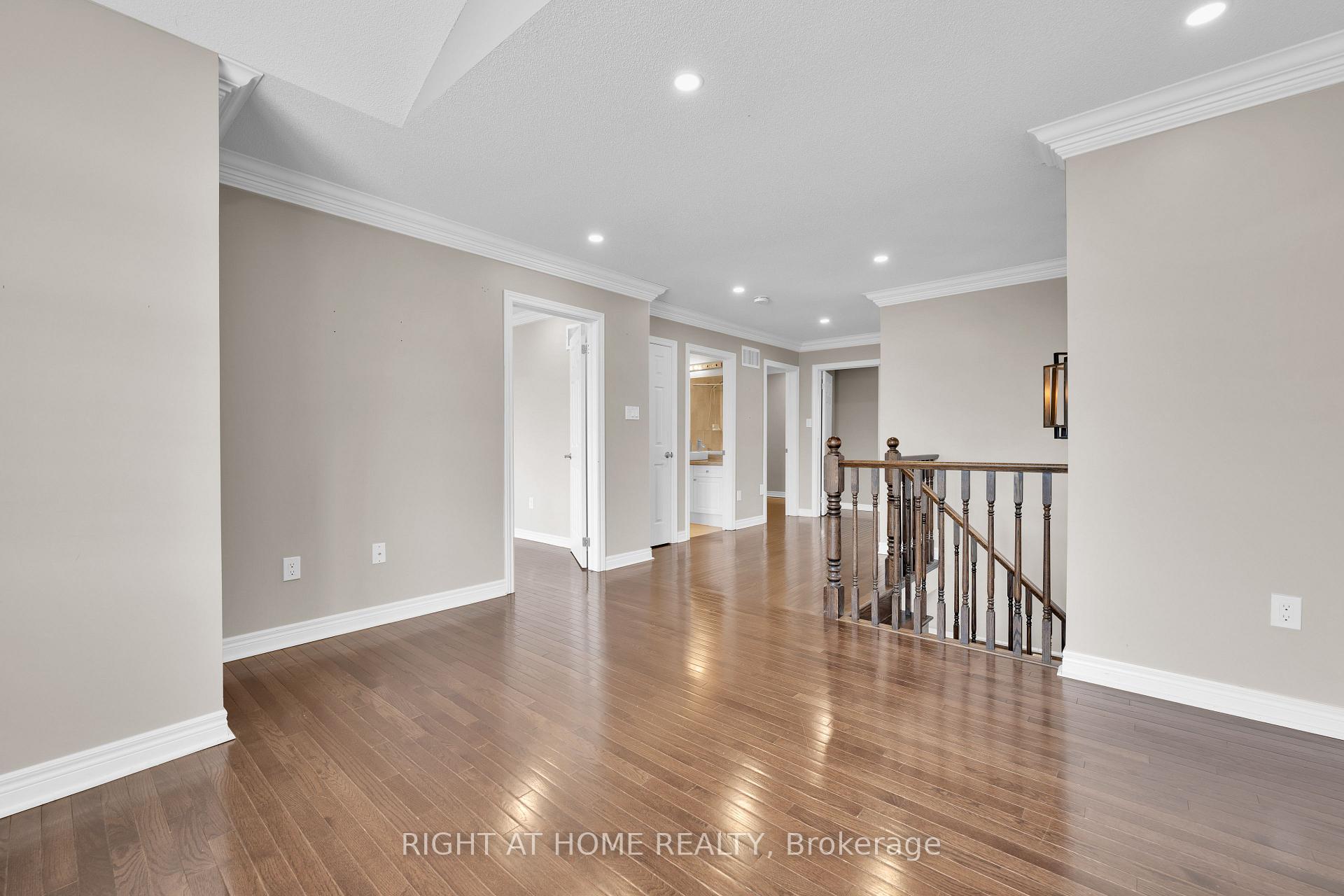 Photo 10 of 1445 Laurier Avenue, Milton, Clarke — HOMEH