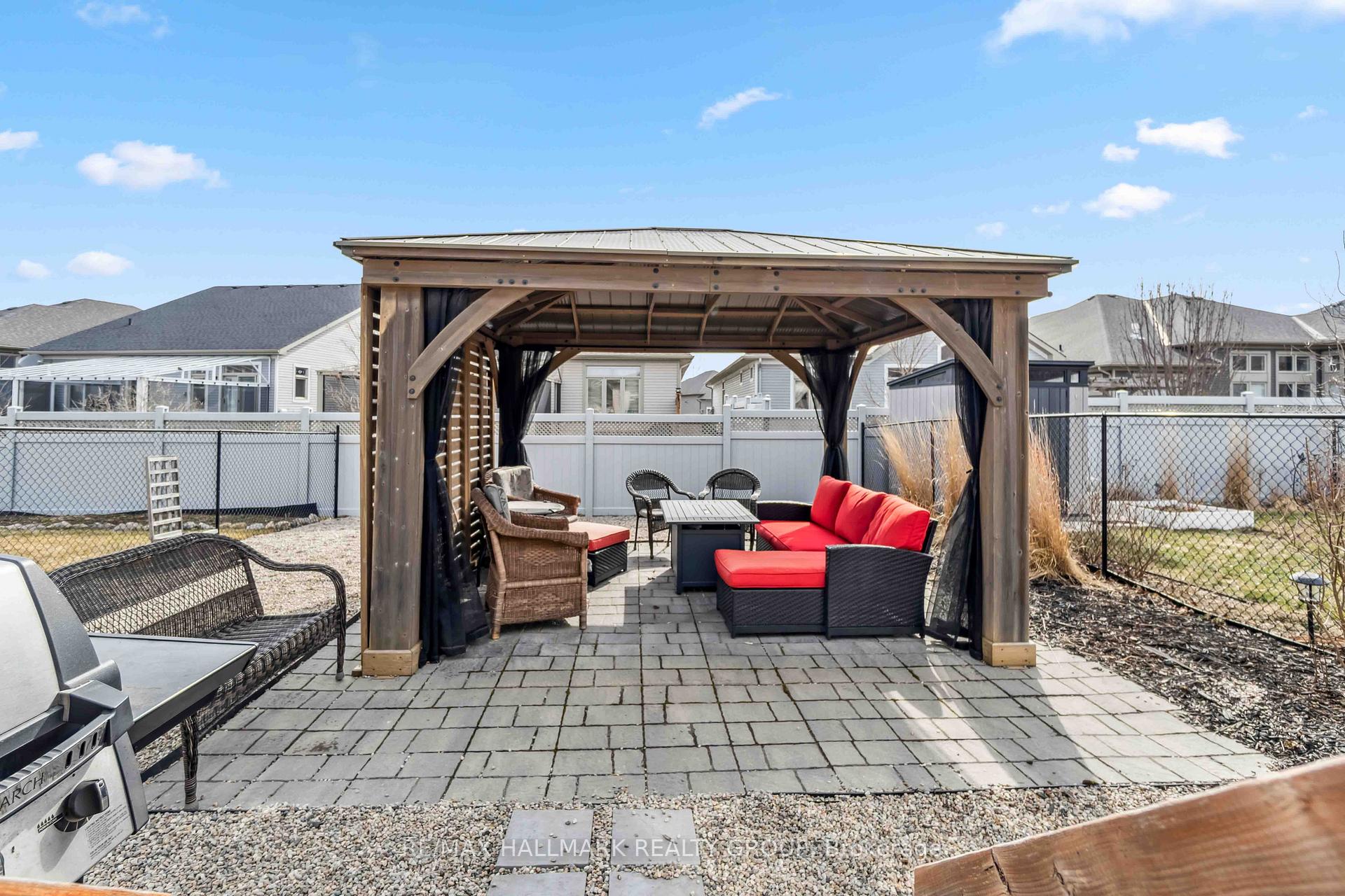 Photo 21 of 138 Tradewinds Crescent, North Grenville, North Grenville Twp (Kemptville South) — HOMEH