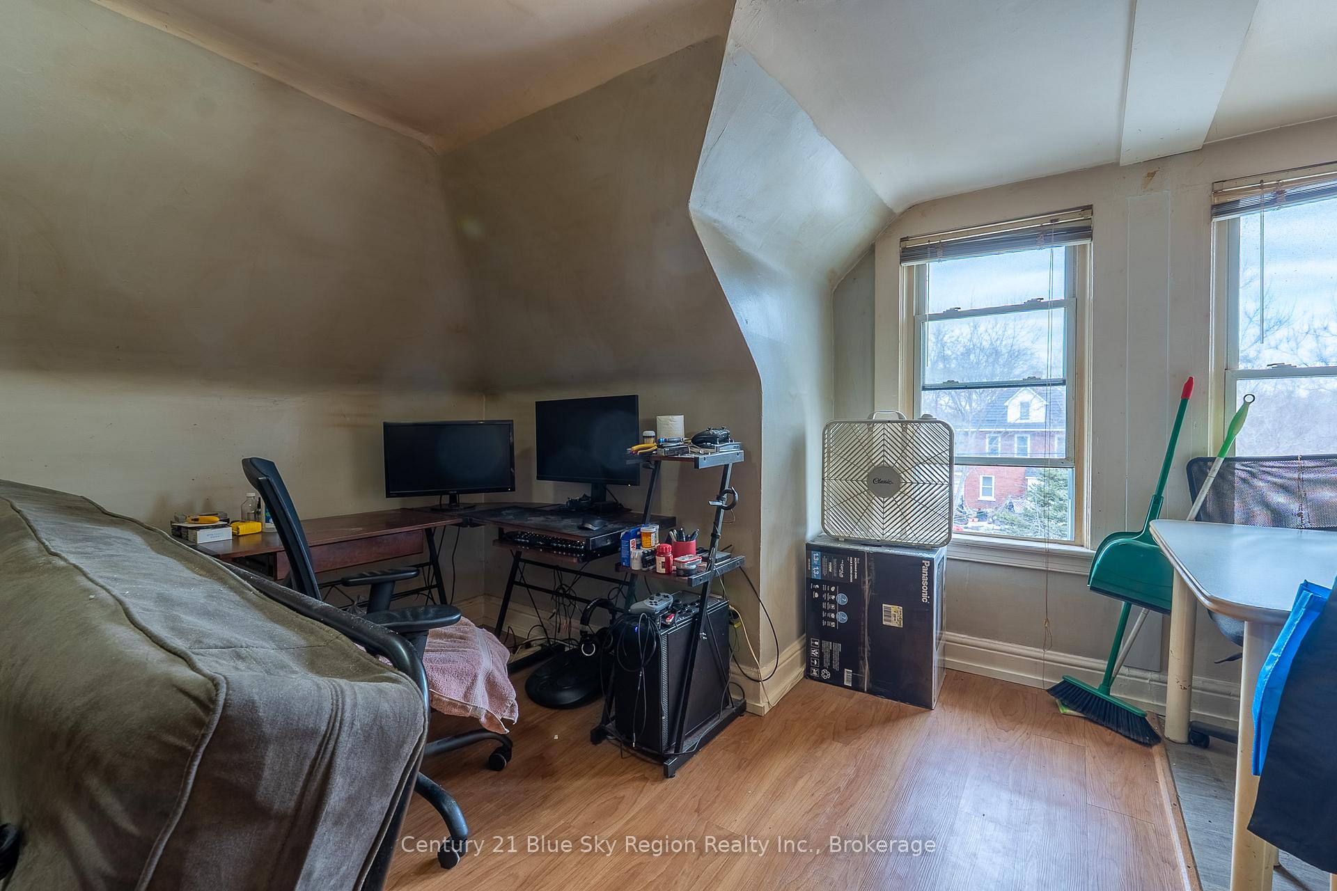 Photo 41 of 646 Main Street E, North Bay, Central — HOMEH