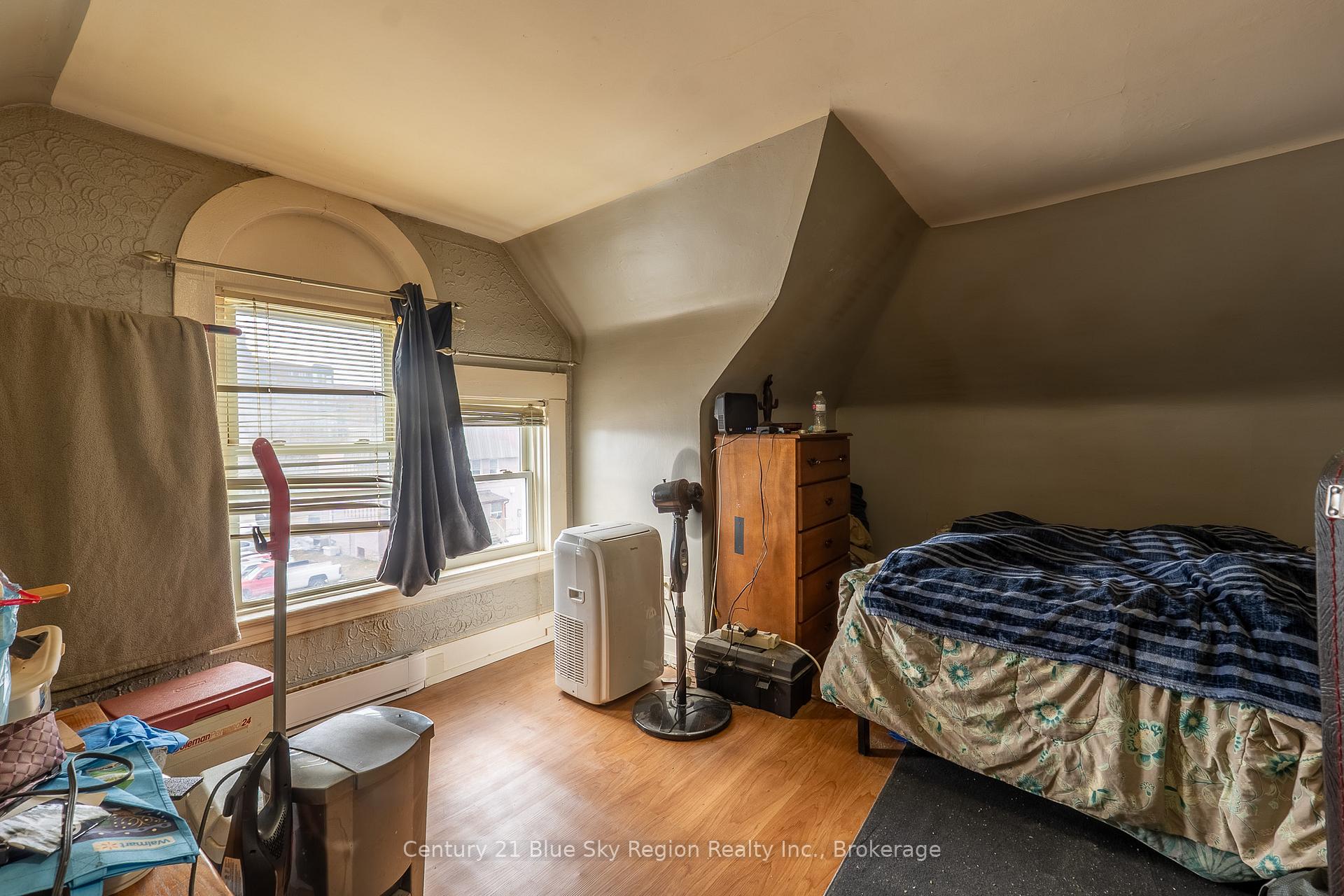 Photo 42 of 646 Main Street E, North Bay, Central — HOMEH