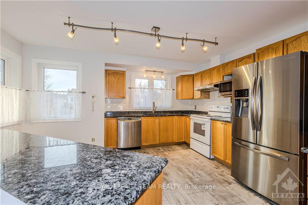 Photo 4 of Unit A, 1566 Lisbon Street, Ottawa, Fallingbrook/Pineridge — HOMEH