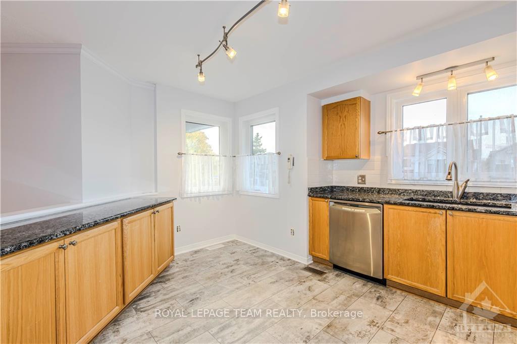 Photo 5 of Unit A, 1566 Lisbon Street, Ottawa, Fallingbrook/Pineridge — HOMEH