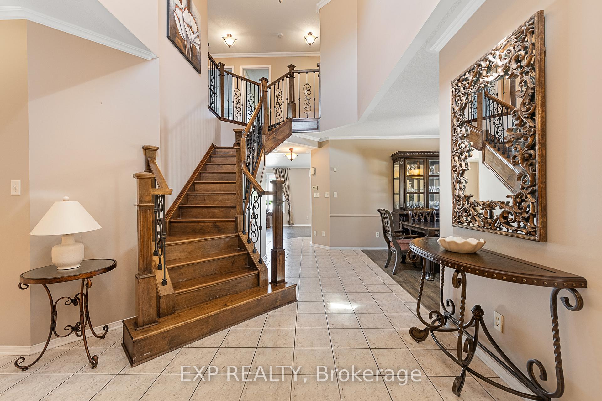 Photo 2 of 2132 Valenceville Crescent, Ottawa, Avalon East — HOMEH