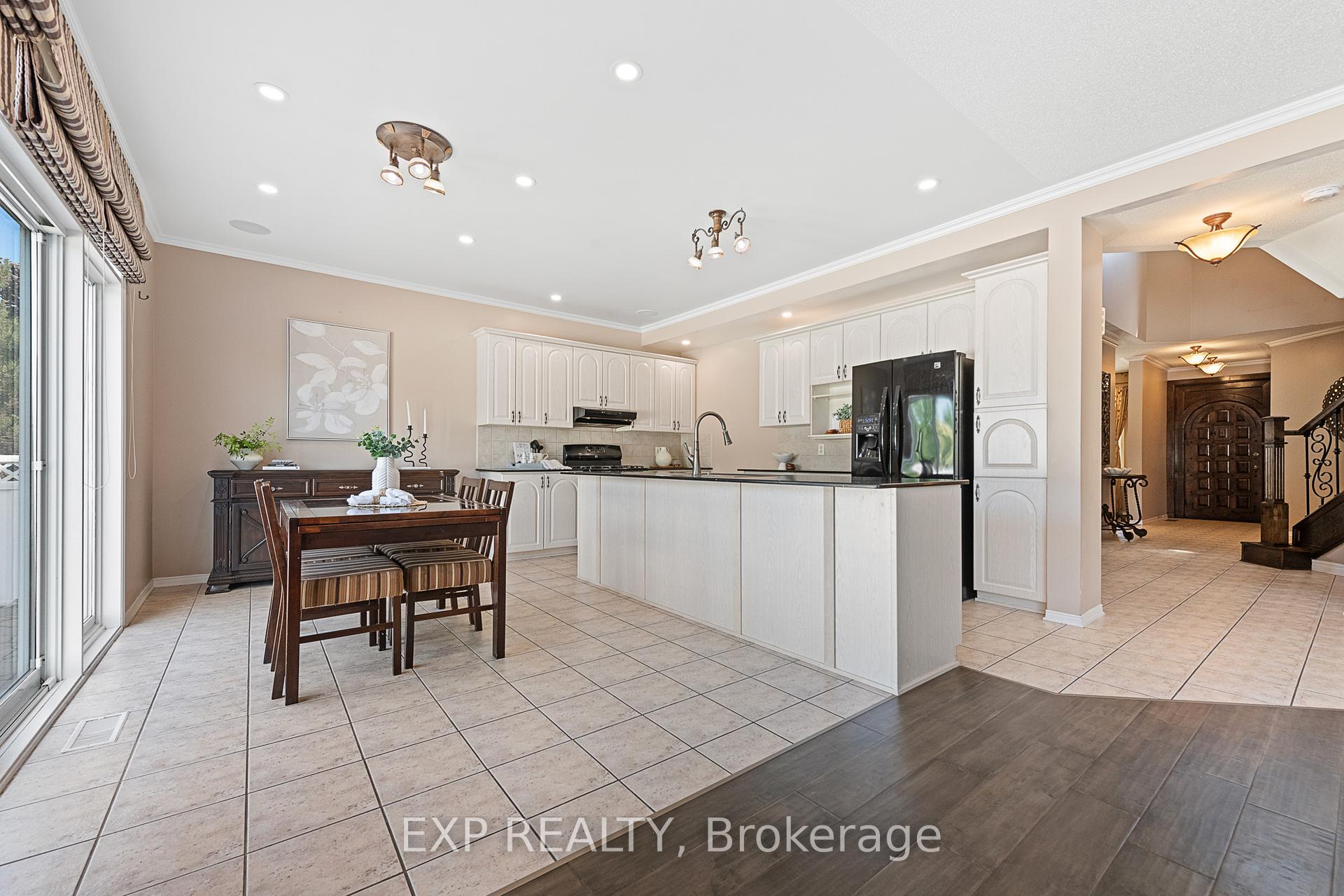 Photo 12 of 2132 Valenceville Crescent, Ottawa, Avalon East — HOMEH