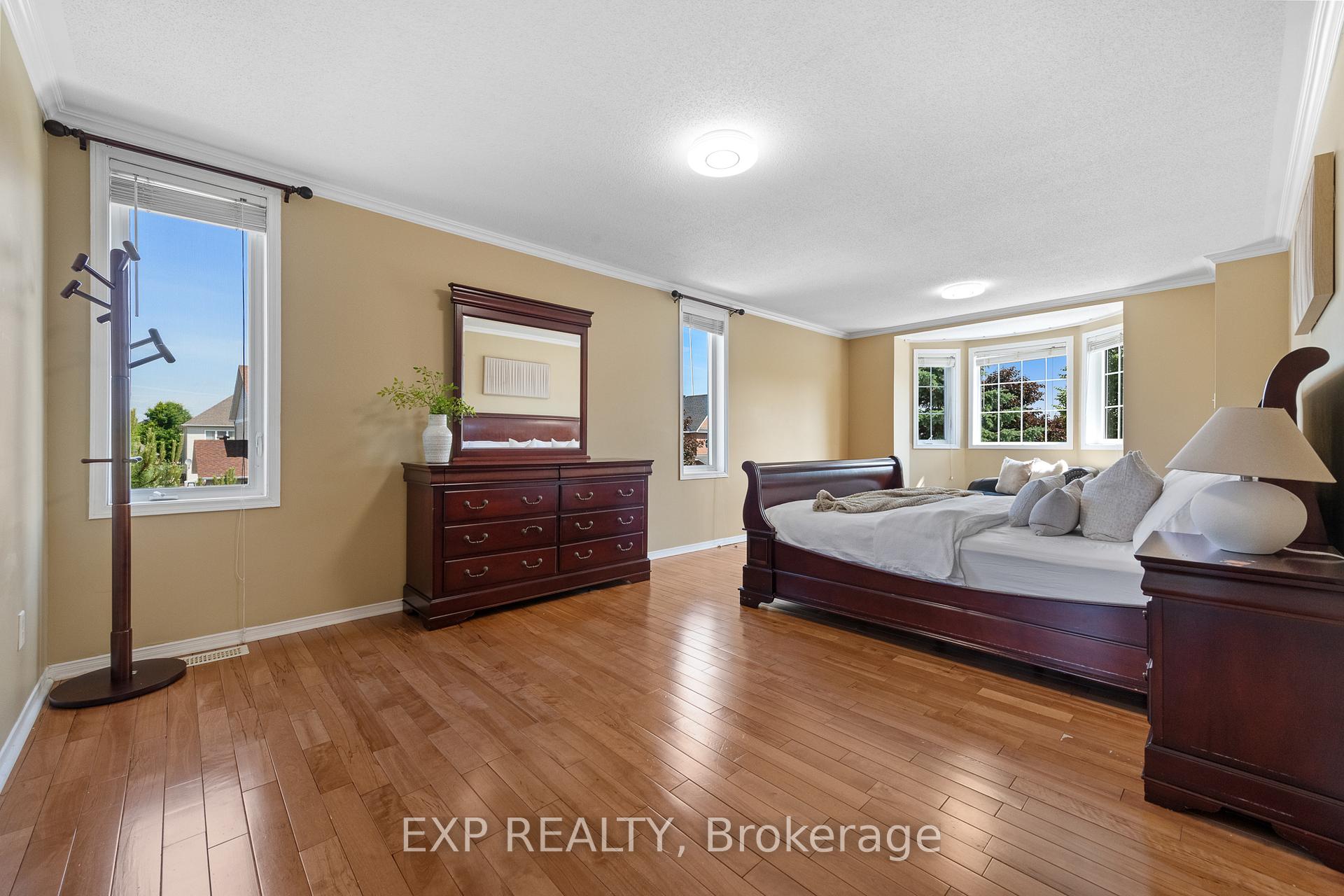 Photo 17 of 2132 Valenceville Crescent, Ottawa, Avalon East — HOMEH