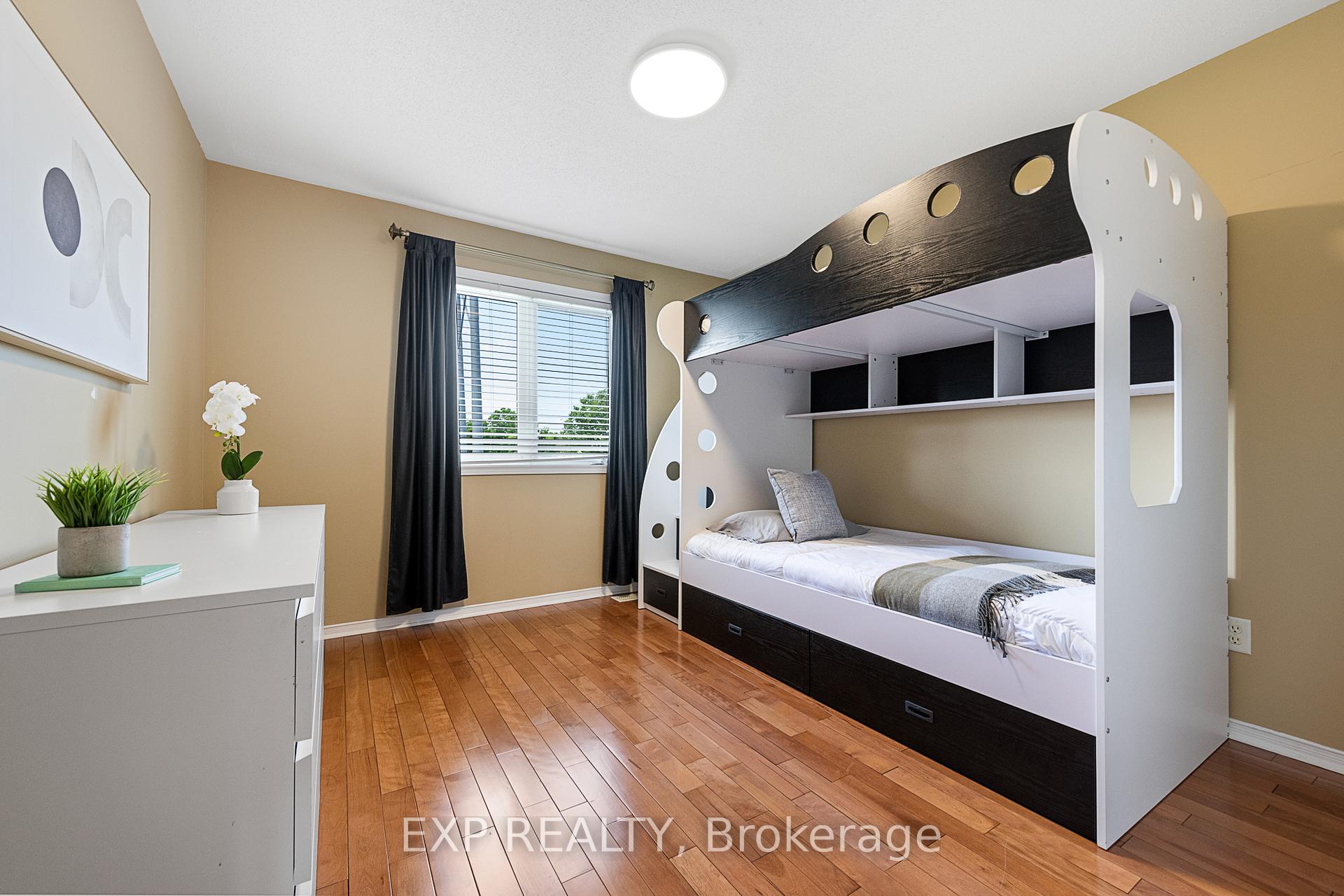 Photo 21 of 2132 Valenceville Crescent, Ottawa, Avalon East — HOMEH