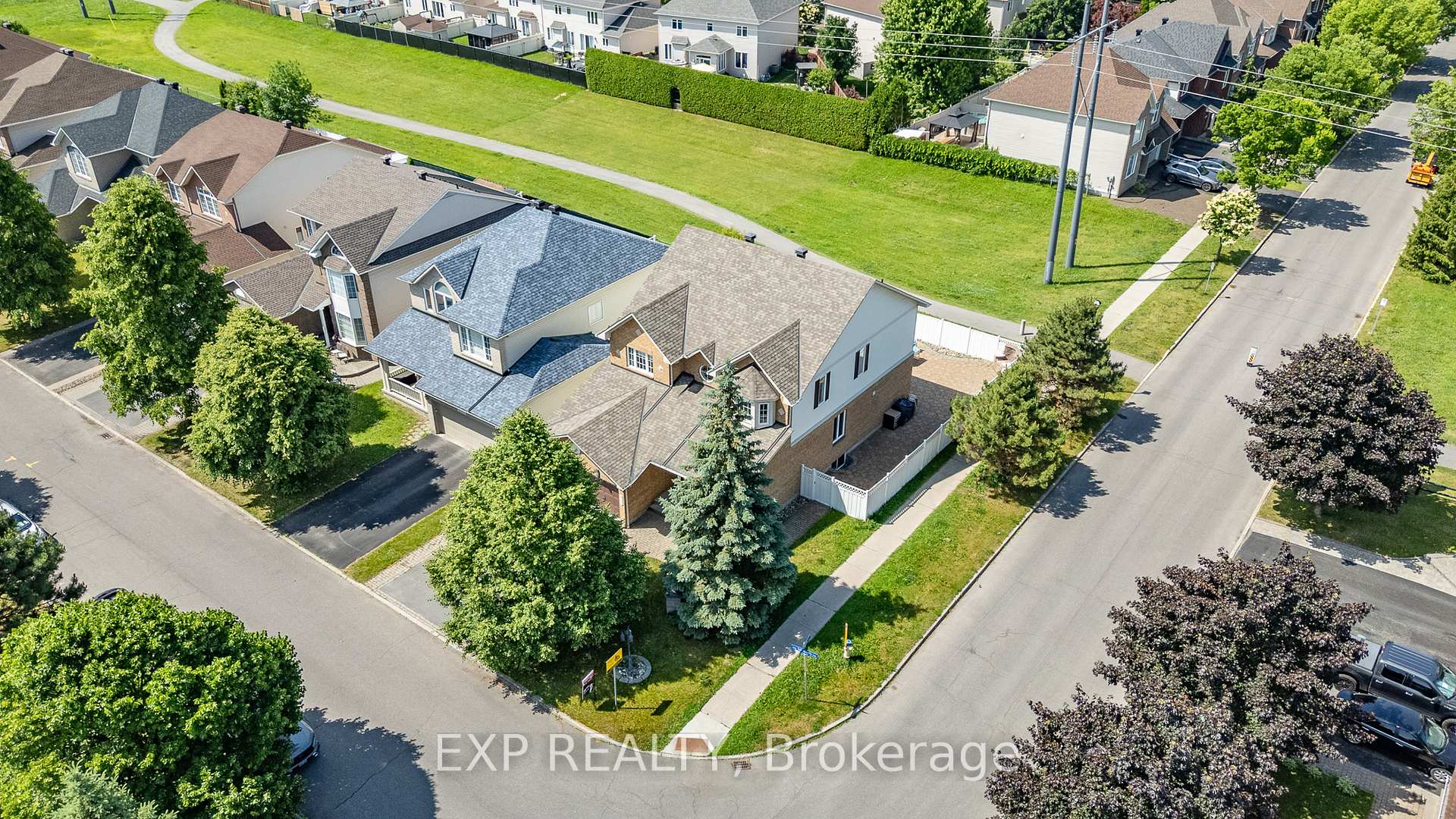 Photo 34 of 2132 Valenceville Crescent, Ottawa, Avalon East — HOMEH