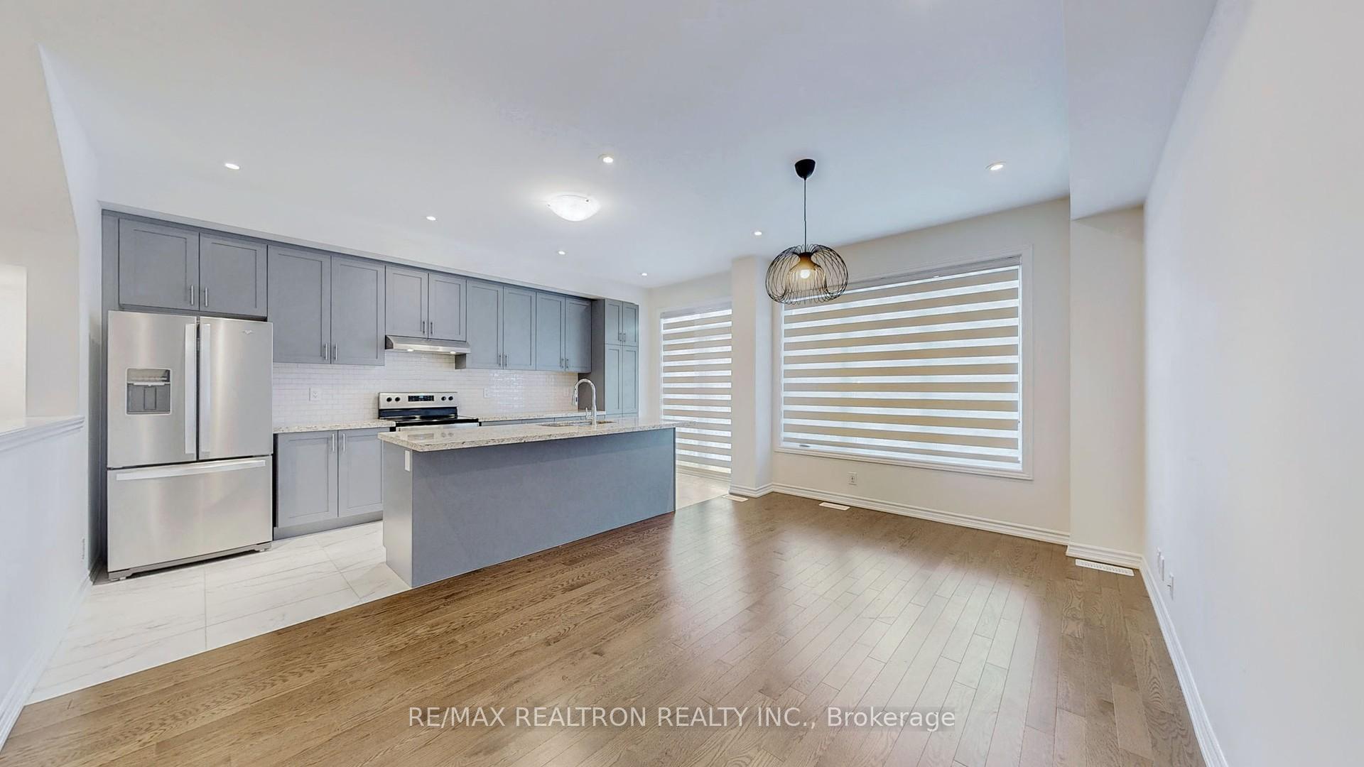 Photo 5 of 44 Harvey Bunker Crescent, Markham, Angus Glen — HOMEH
