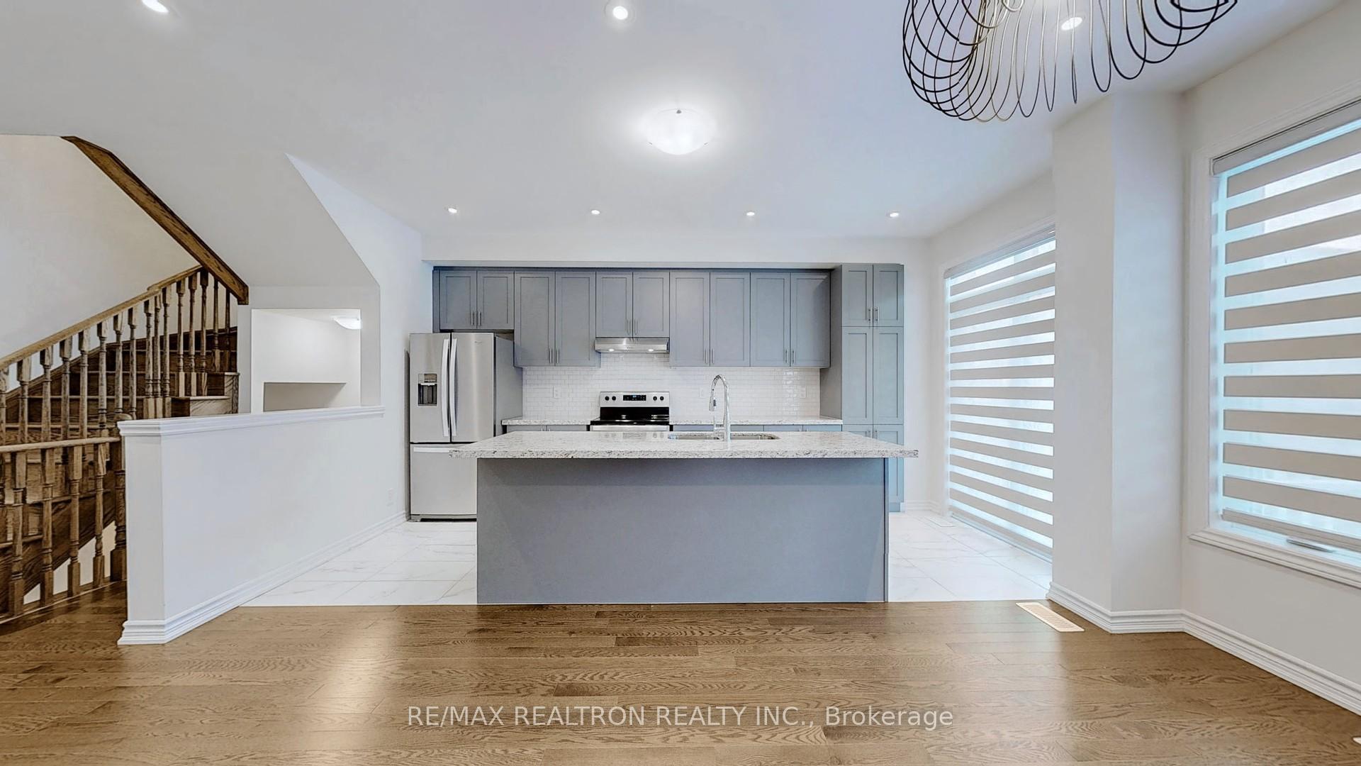 Photo 7 of 44 Harvey Bunker Crescent, Markham, Angus Glen — HOMEH