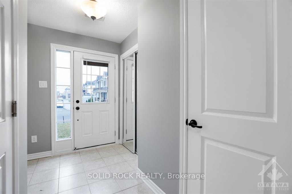 Photo 3 of 378 Willow Aster Circle, Ottawa, Avalon West — HOMEH