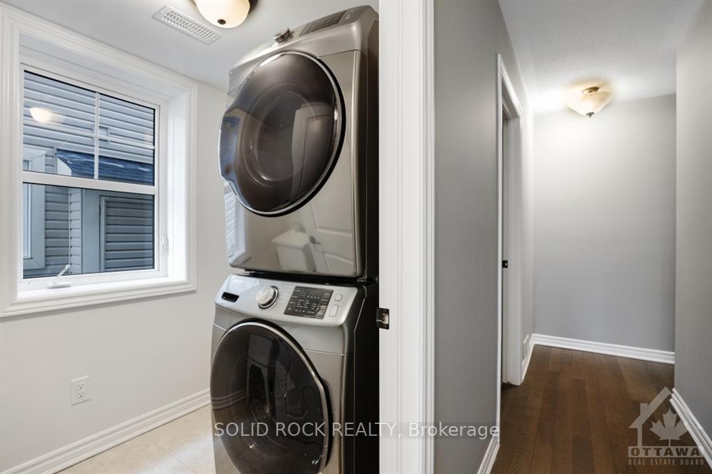 Photo 4 of 378 Willow Aster Circle, Ottawa, Avalon West — HOMEH