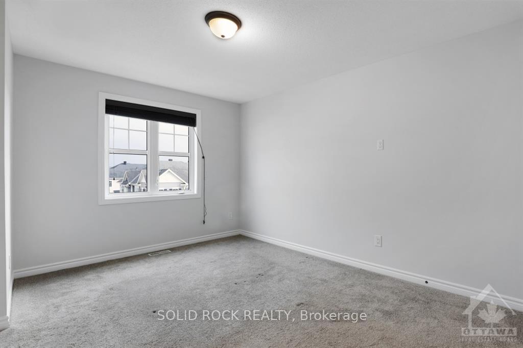 Photo 16 of 378 Willow Aster Circle, Ottawa, Avalon West — HOMEH