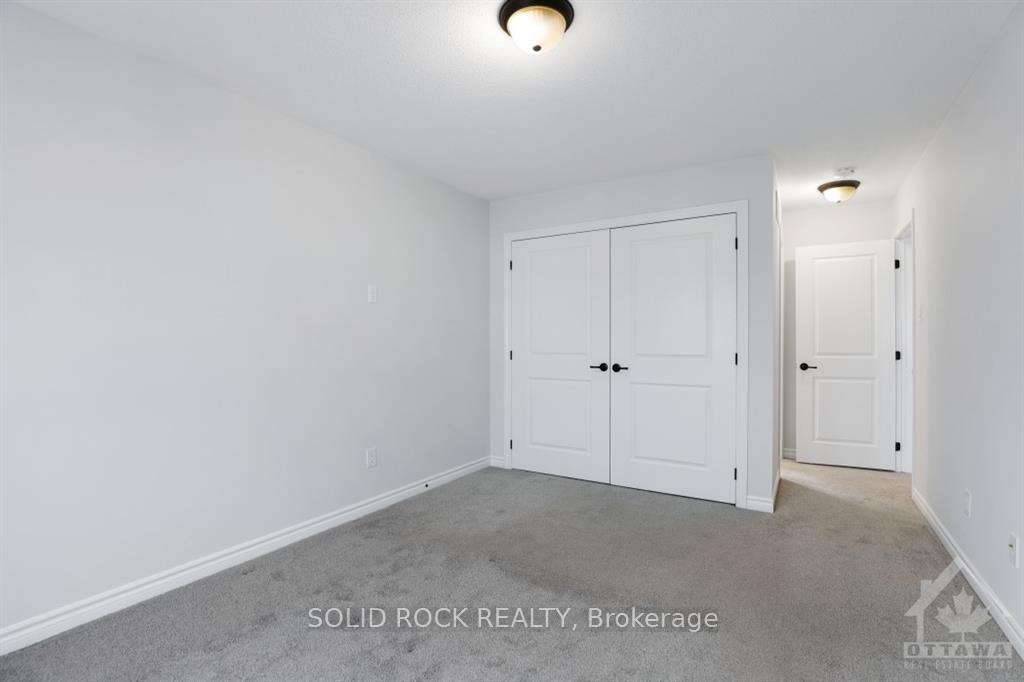 Photo 17 of 378 Willow Aster Circle, Ottawa, Avalon West — HOMEH