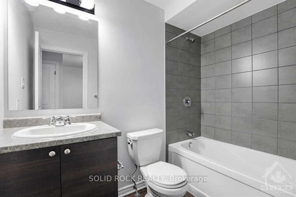 Photo 20 of 378 Willow Aster Circle, Ottawa, Avalon West — HOMEH