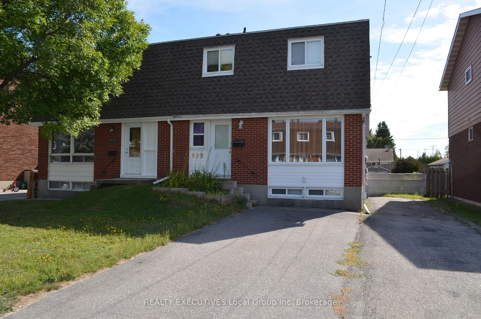 Photo 2 of 609 Dane Avenue, North Bay, Widdifield — HOMEH