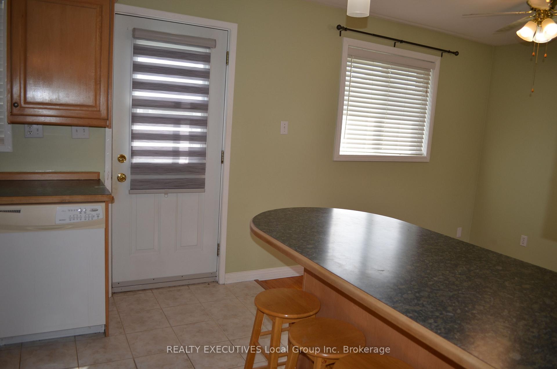 Photo 18 of 609 Dane Avenue, North Bay, Widdifield — HOMEH