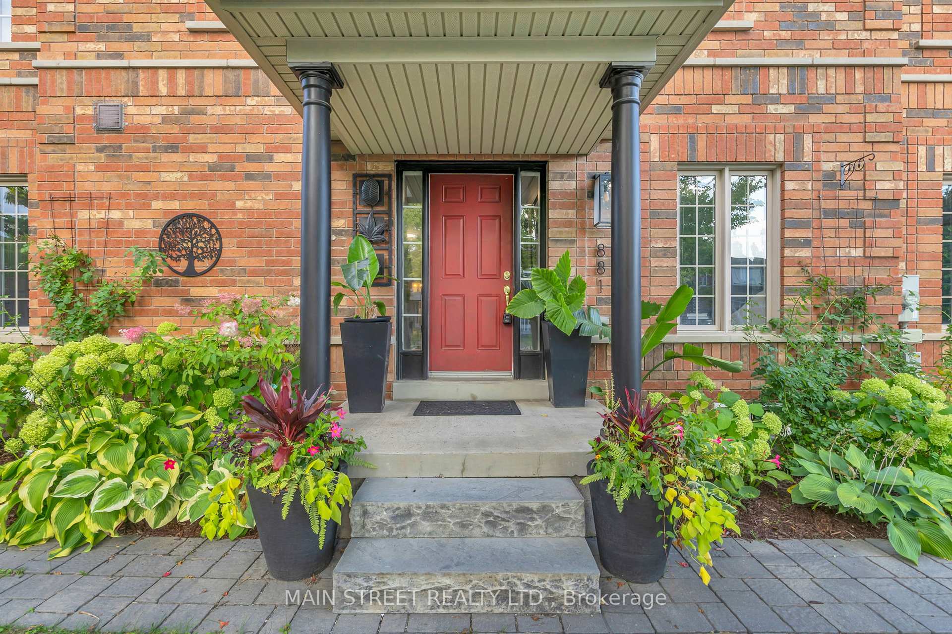Photo 3 of 881 Isaac Phillips Way, Newmarket, Summerhill Estates — HOMEH