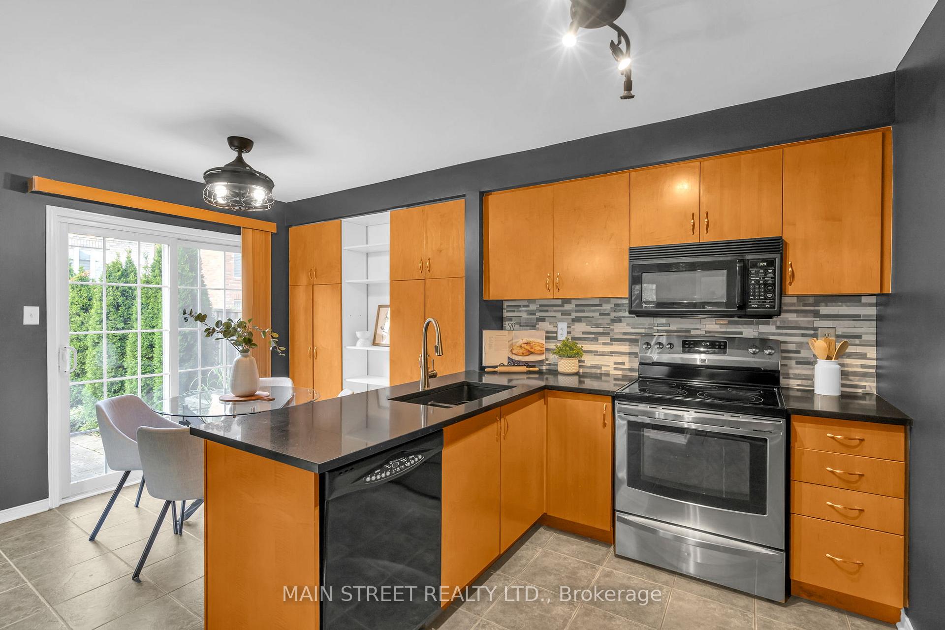 Photo 13 of 881 Isaac Phillips Way, Newmarket, Summerhill Estates — HOMEH