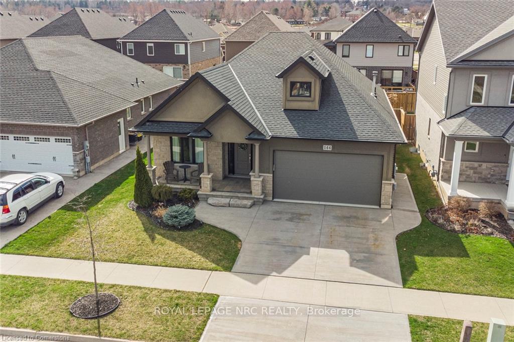 Photo 3 of 144 Lametti Drive, Pelham, Fonthill — HOMEH