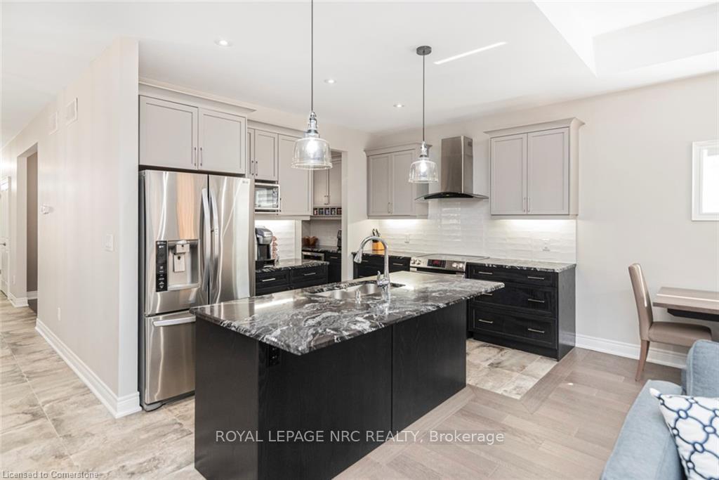 Photo 21 of 144 Lametti Drive, Pelham, Fonthill — HOMEH
