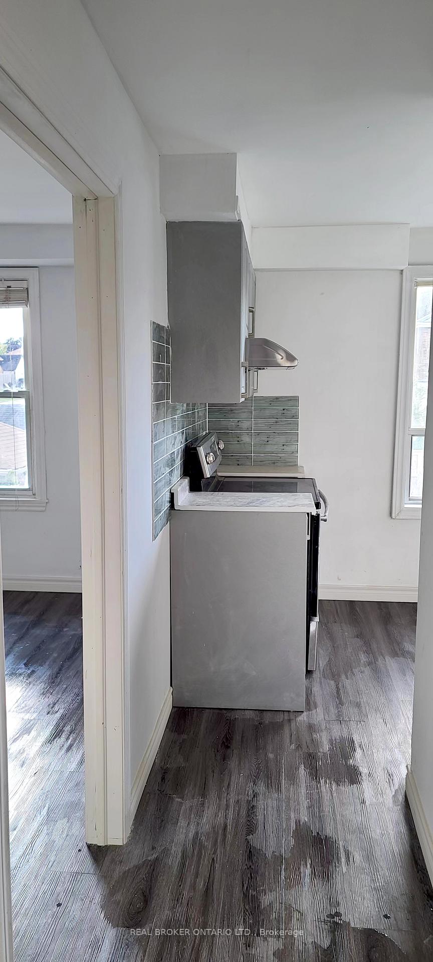 Photo 9 of 240 Ritson Road S, Oshawa, Central — HOMEH