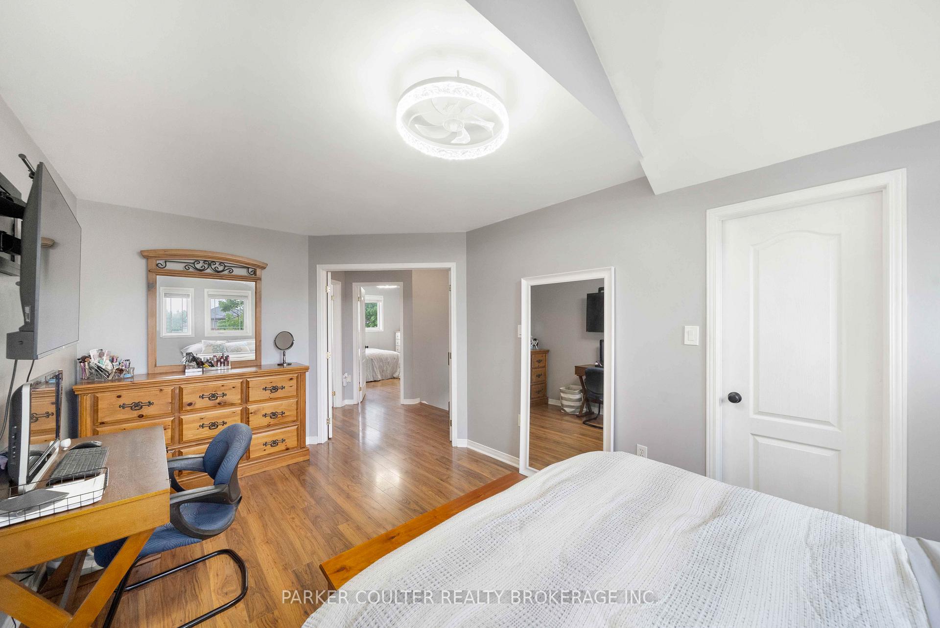 Photo 13 of 173 Julia Crescent, Orillia — HOMEH