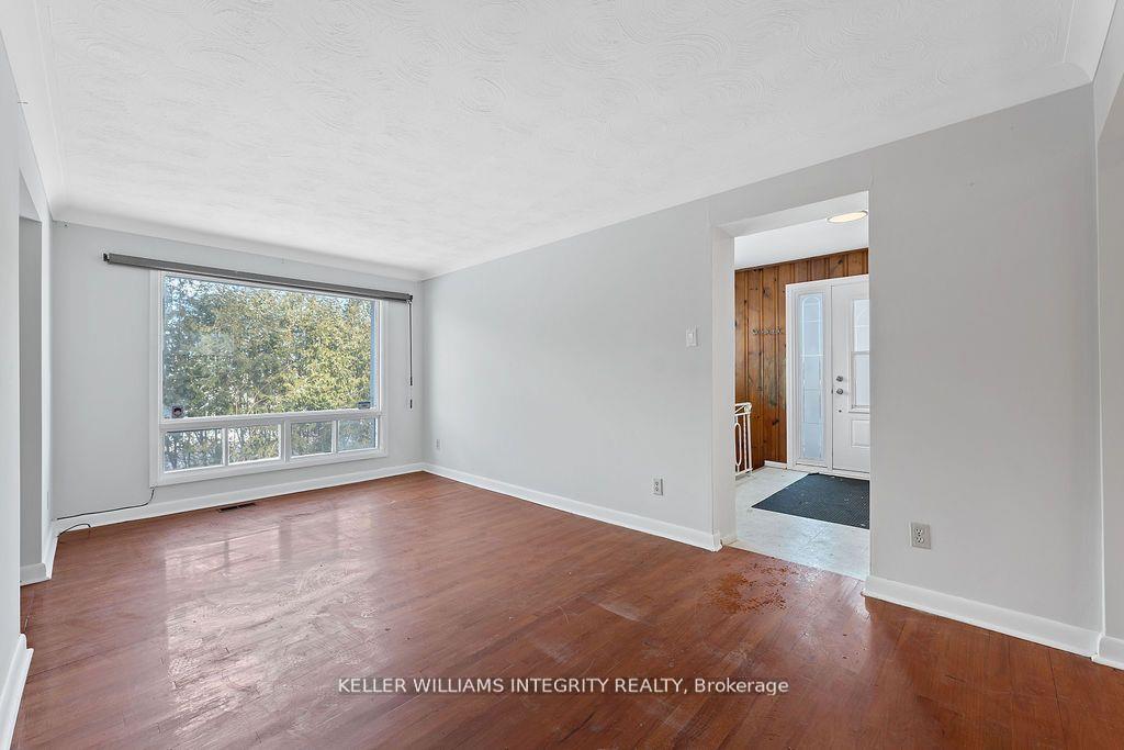 Photo 13 of 3722 St Joseph Boulevard, Ottawa, Fallingbrook/Ridgemount — HOMEH