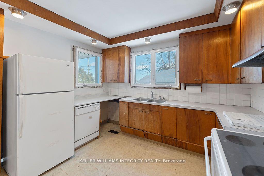 Photo 20 of 3722 St Joseph Boulevard, Ottawa, Fallingbrook/Ridgemount — HOMEH