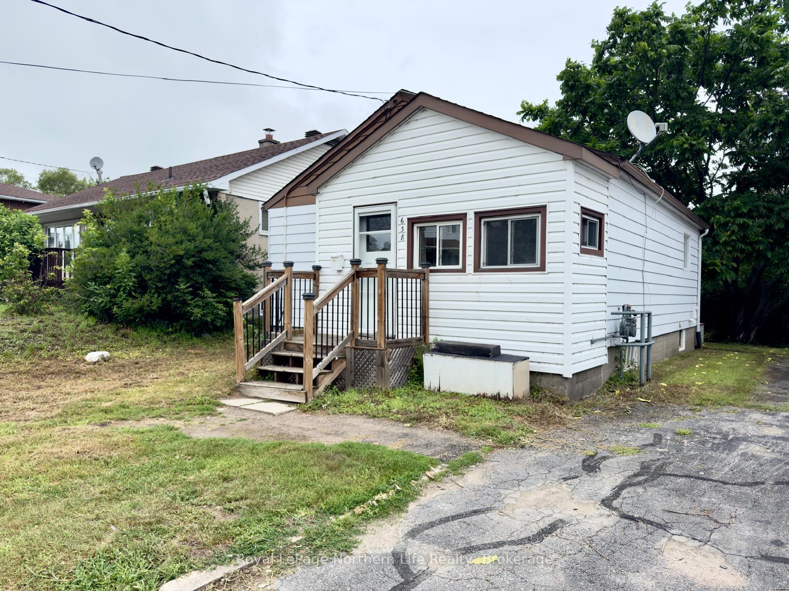 Photo 3 of 638 Second Avenue E, North Bay, Central — HOMEH
