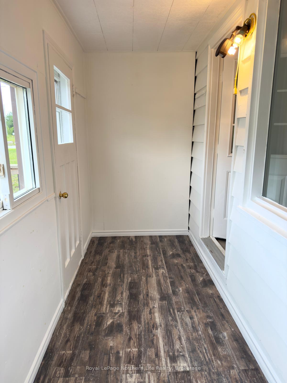 Photo 4 of 638 Second Avenue E, North Bay, Central — HOMEH