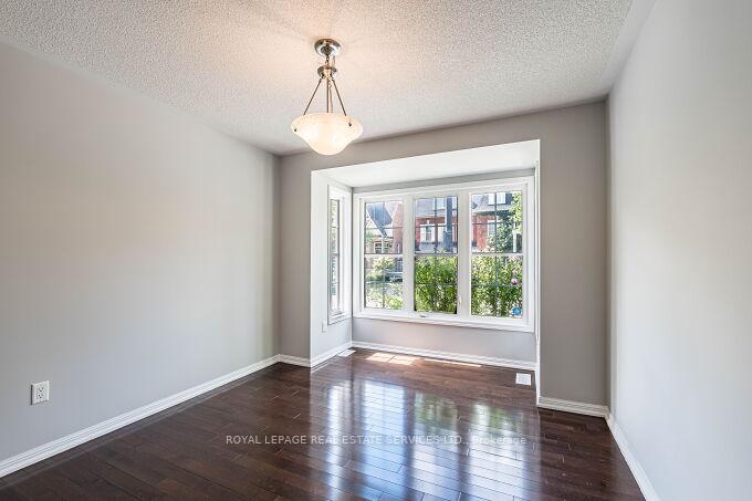 Photo 6 of 39 Mae Brooks Drive, Newmarket, Woodland Hill — HOMEH