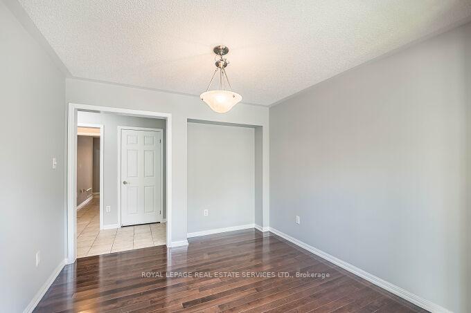Photo 9 of 39 Mae Brooks Drive, Newmarket, Woodland Hill — HOMEH