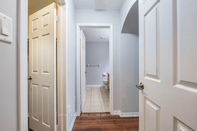 Photo 22 of 39 Mae Brooks Drive, Newmarket, Woodland Hill — HOMEH