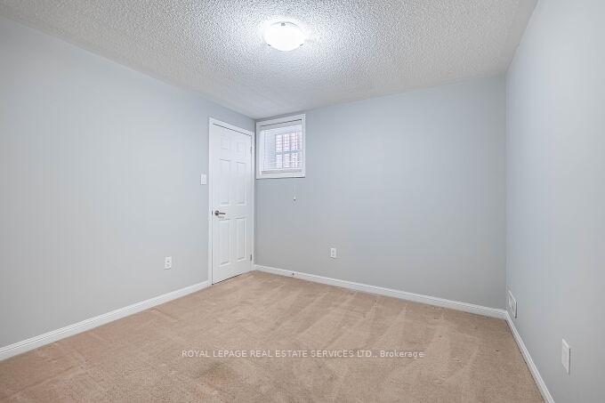 Photo 39 of 39 Mae Brooks Drive, Newmarket, Woodland Hill — HOMEH