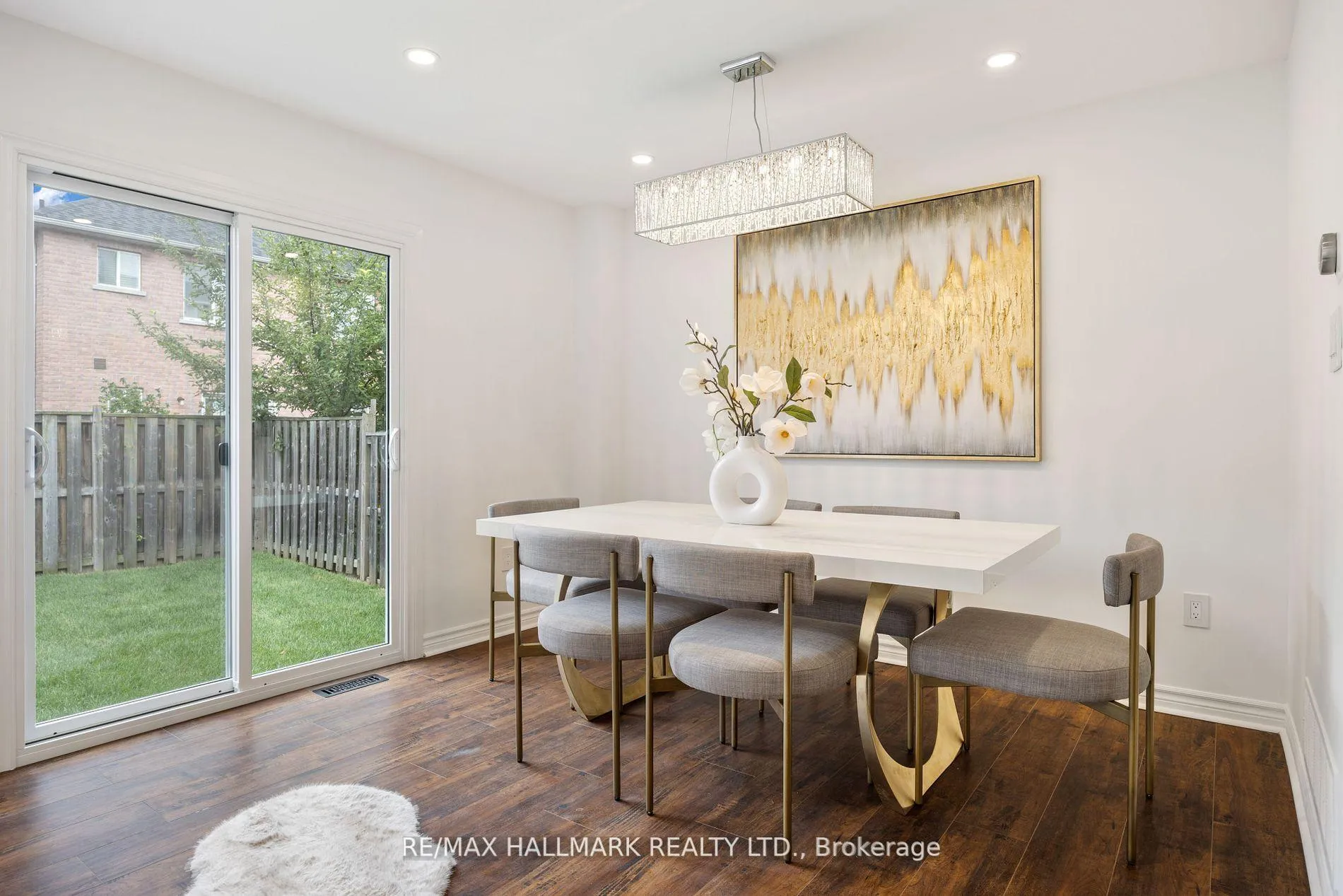 Photo 11 of 83 Matthew Boyd Crescent, Newmarket, Woodland Hill — HOMEH